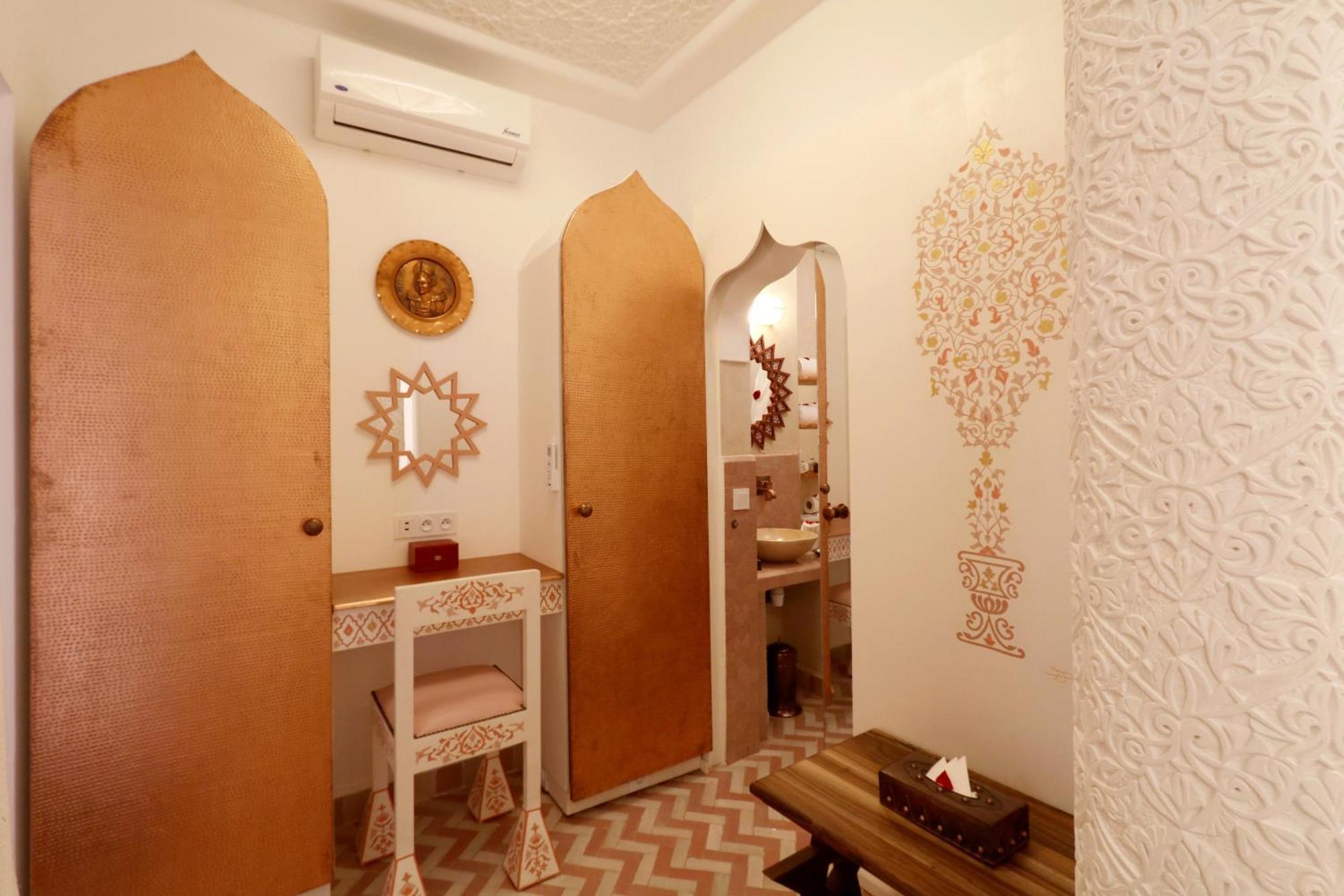 Riad Wazani Square & Spa Marrakesh Room photo